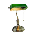 Lampe de bureau vintage en laiton avec abat-jour vert émaillé.